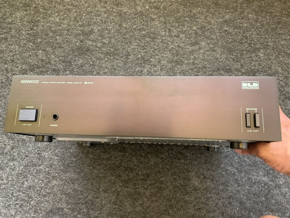 Kenwood Basic M1 - Amplificador
