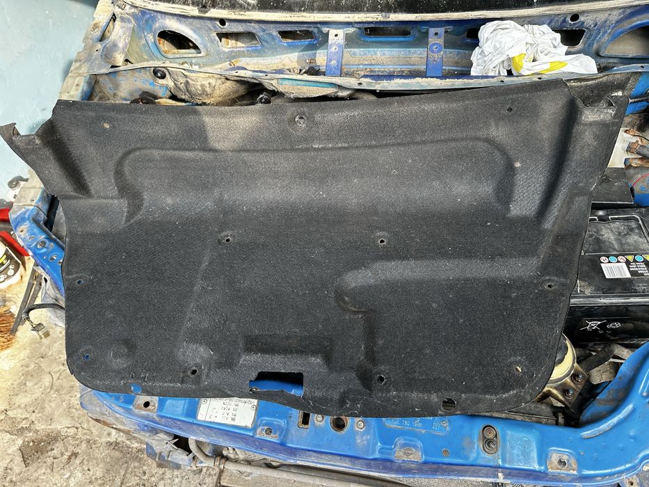 Продам опшивку багажника шевроле авео т250