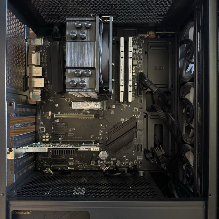 Комплект: Ryzen 5 5600 + 32GB 3600C18 + MSI B550 Gaming GEN3 PCIE 4.0 + SE214XT + PTM7950 DDR4 AMD 7600