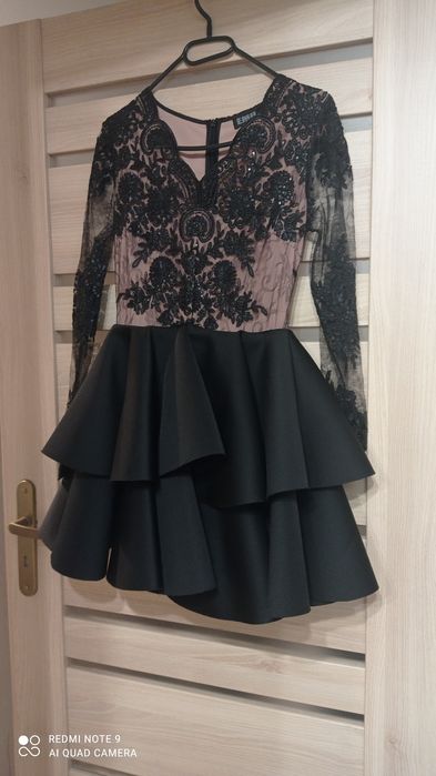 śliczna suknia wieczorowa