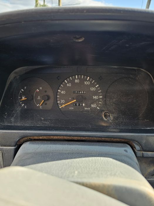 Toyota Hiace 2.4 Diesel