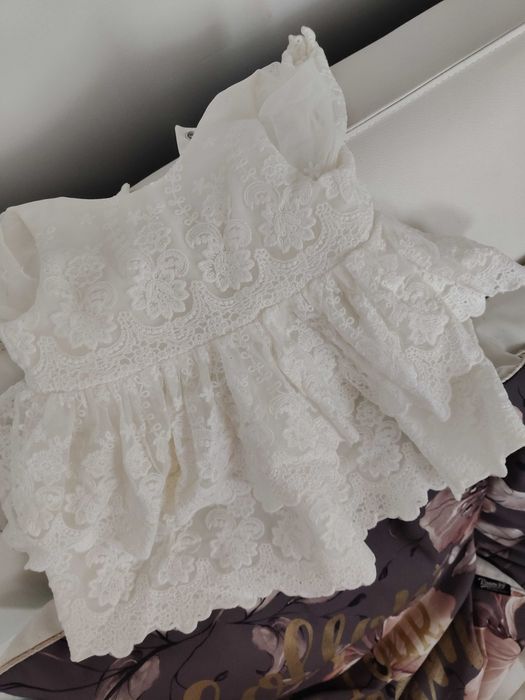 Zestaw na chrzciny sukienka buciki opaska