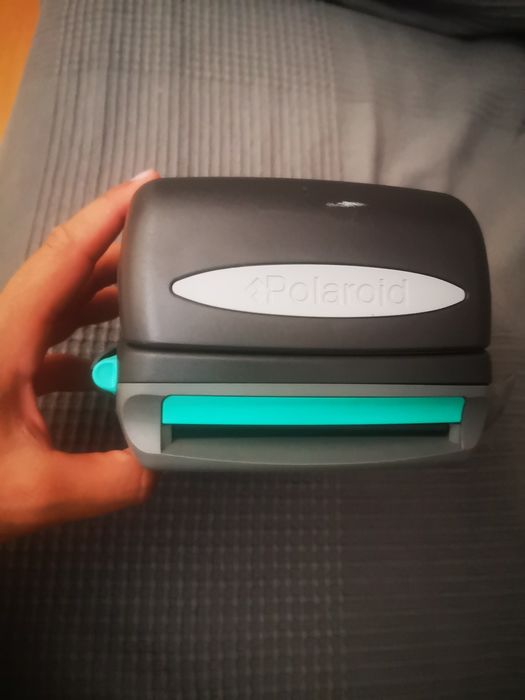 Polaroid 600 máquina fotografica