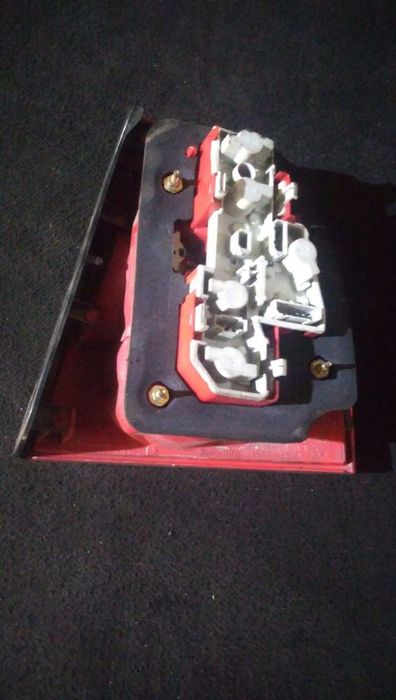 Farolim Stop Esq Volkswagen Passat (3B3)