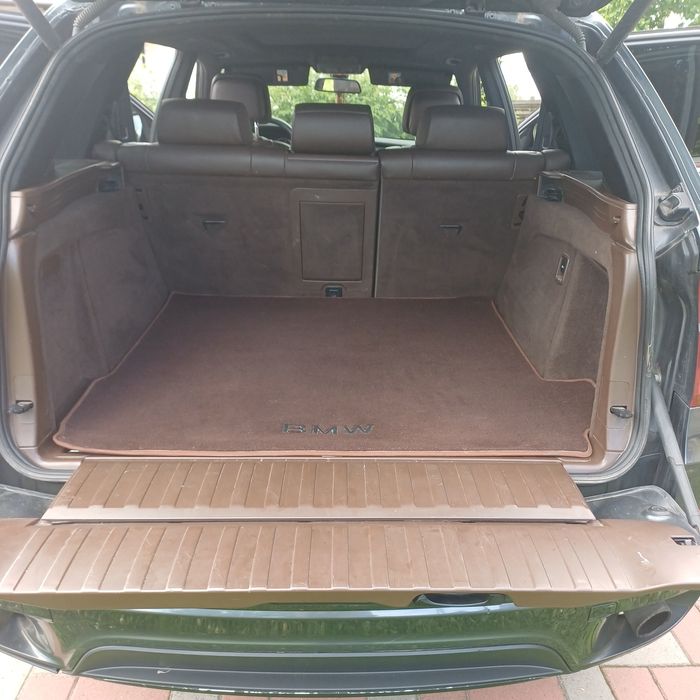 BMW x5 e70 (рестайлінгова)