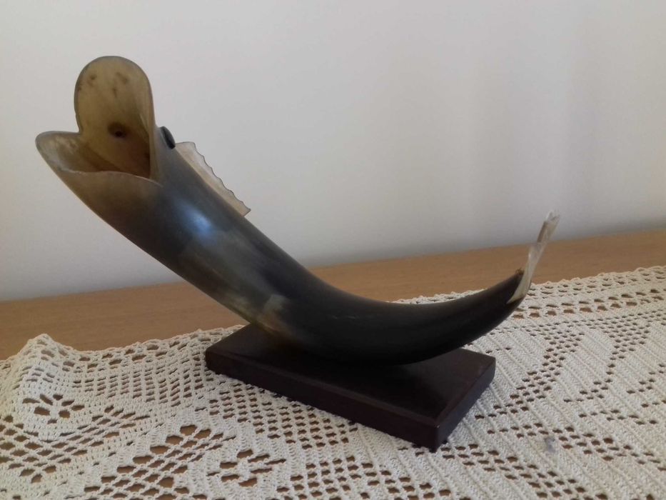 ręcznie robiona stara ryba z naturalnego materiału