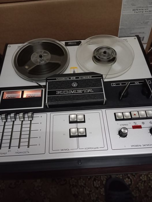 Катушечний магнітофон Комета 212-Олімпійська