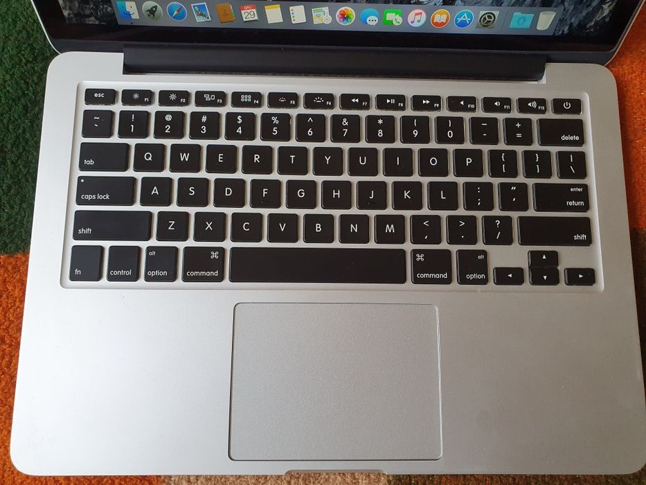 Apple MacBook Pro A1502 i5/16GB/256GB