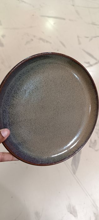 Pratos cerâmica  entrada/sobremesa 22cm