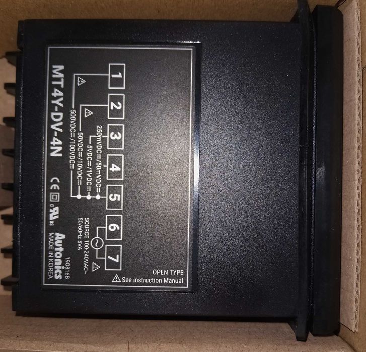 Вольтметр. Панельний мультиметр MT4Y-DV-4N. Вимірювач напруги.