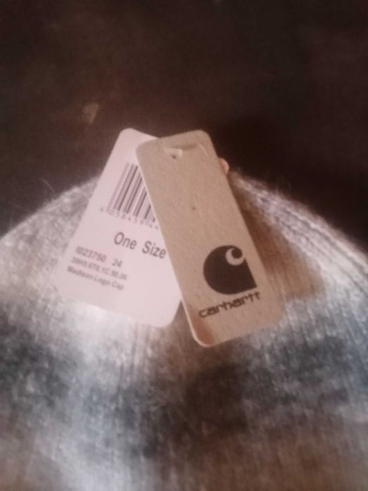 Куртка зимова, шапка,спортивний костюм на флісі. На 7-9 років