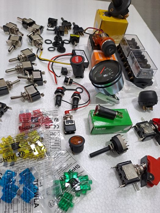 Diverso Material Eléctrico Automóvel
