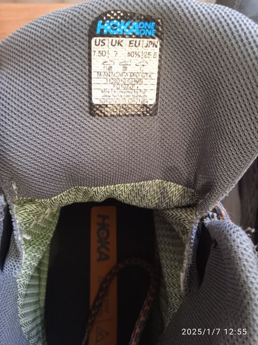Фірмові високі кросівки з гротеском Hoka 40.5 р.  25.5 см.