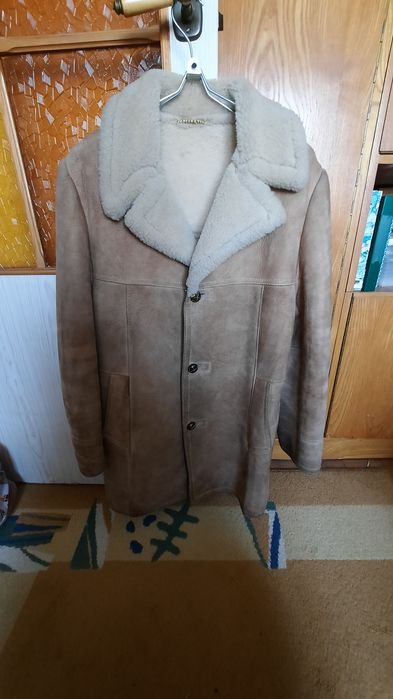 Kożuch z owczej skóry marki Shearling by Lawrence