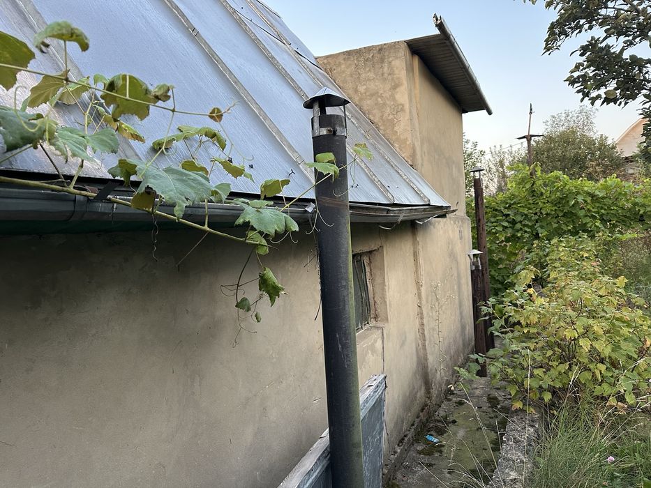 Продам дачну ділянку. Лезнево