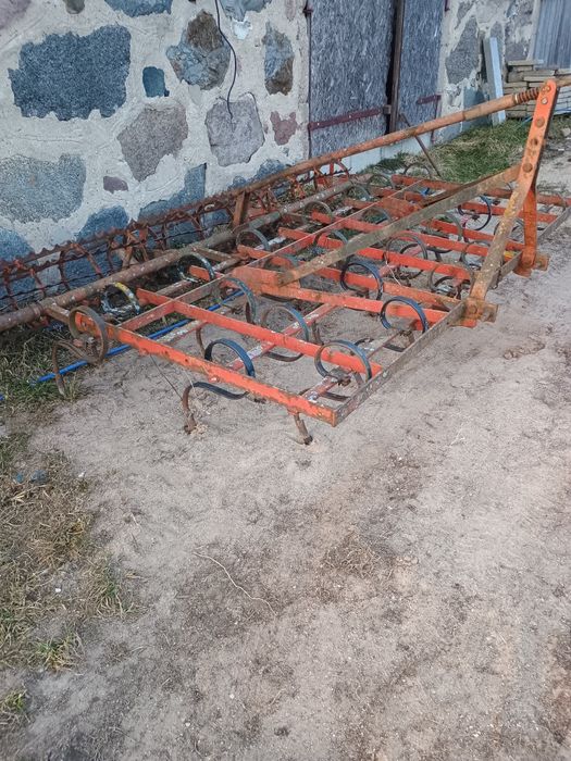 Pole bron 12 14 brony