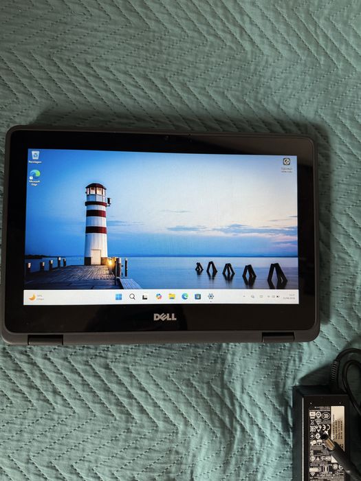 Dell Latitude 3189