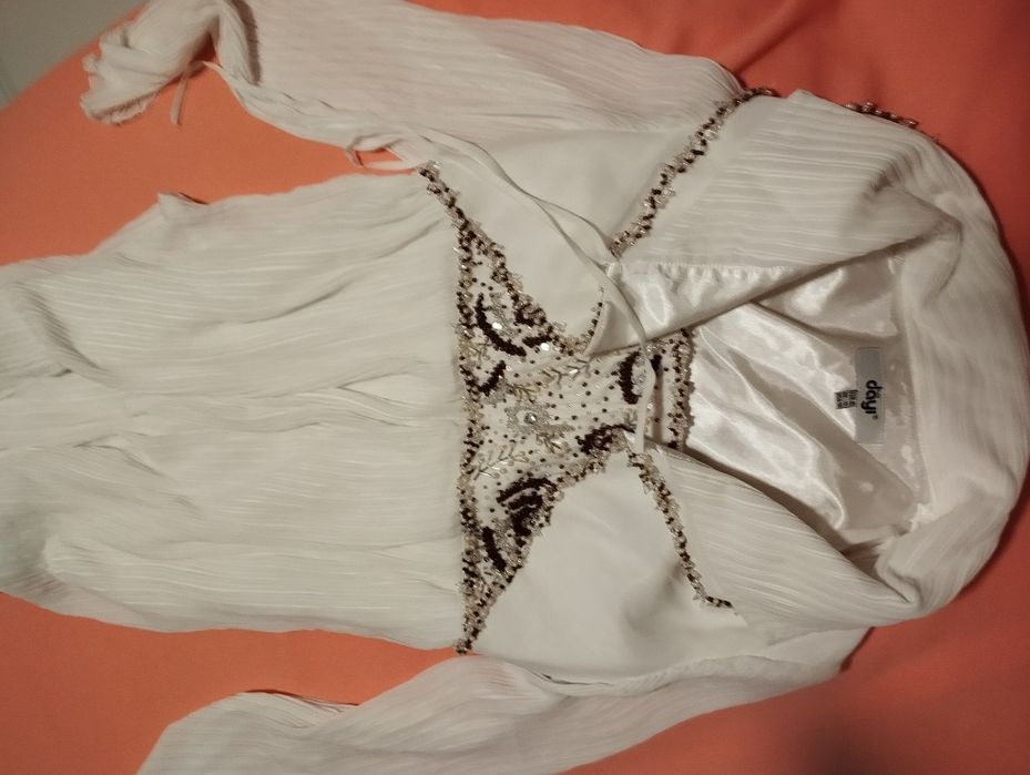 Святкове плаття на брітелях з жилетом