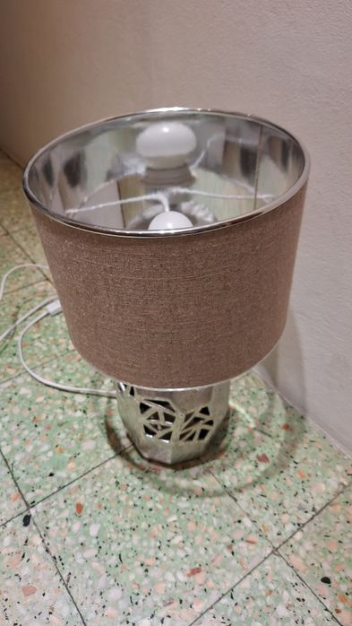 Candeeiro de mesa