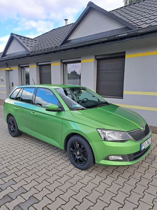 Wypożyczalnia Samochodów Tanie Auto Wynajem Krótko lub Długoterminowy