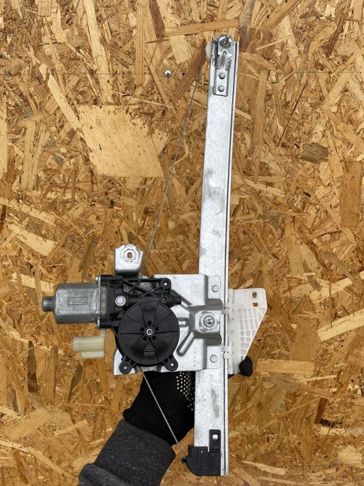 Стеклоподъемник Ford Escape 2019