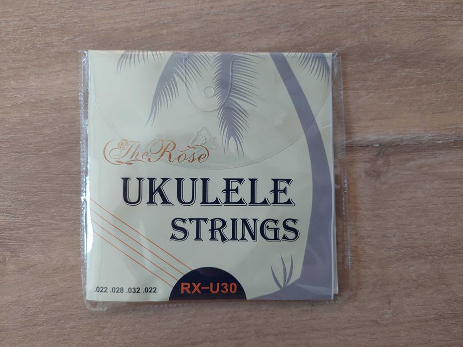 Struny do ukulele