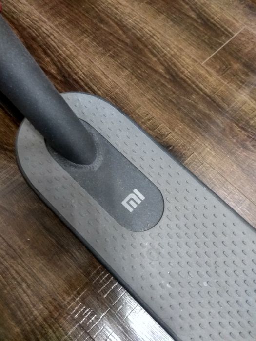 Електросамокат Xiaomi M365