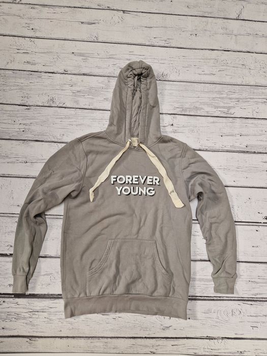 Lukasz Jemiol bluza kangorka logo Łukasz Jemioł