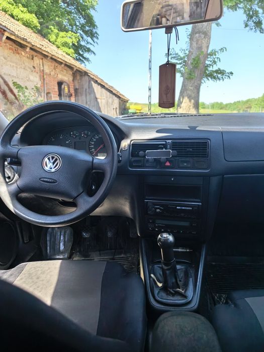 Volkswagen Golf 4