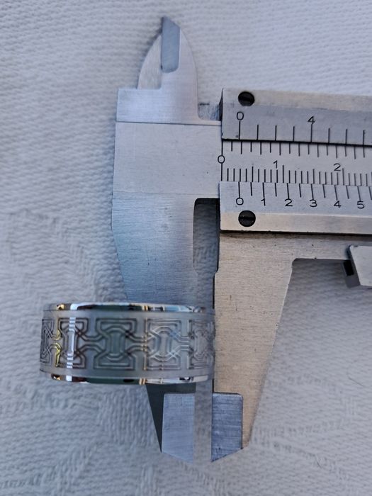 Anel Masculino NOVO em Aço Cirúrgico Inox - Padrão Grego (21.5 mm)
