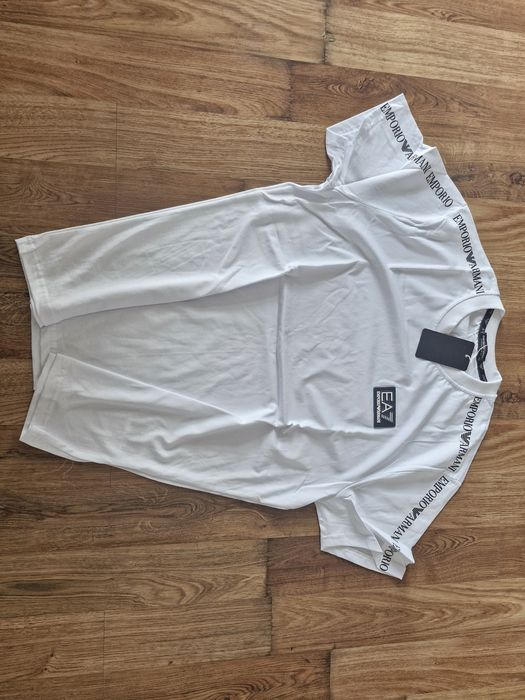 Nowa biała koszulka t-shirt męski EA7 bawełna logo metki prezent