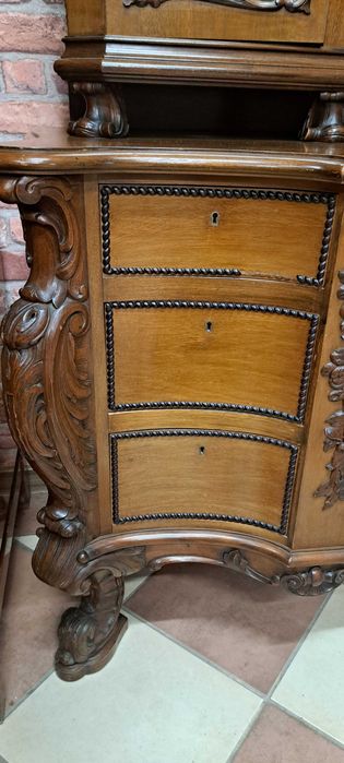 Luksusowy Kredens Jadalniany / Witryna w Stylu Ludwikowskim – Włoski Klasyk