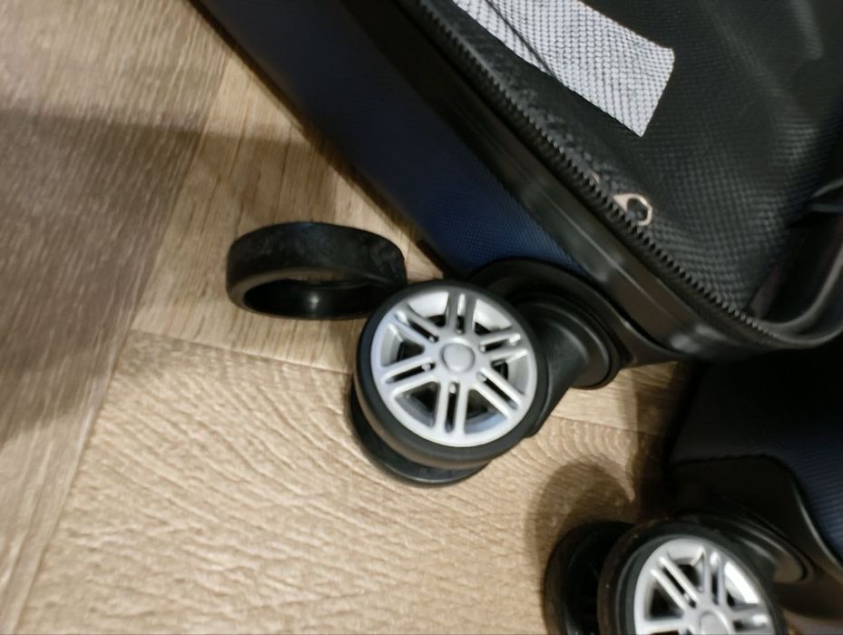 Нова валіза Boleedy 55x36x21