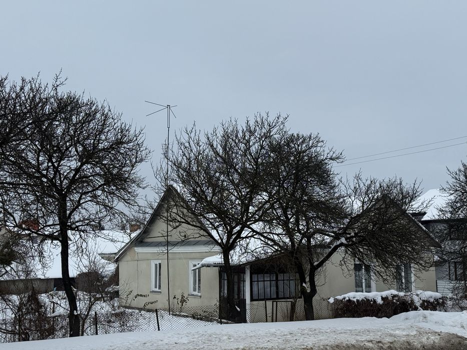 Продам будинок 96,2 м2 в центрі Радивилова вул. Соборна