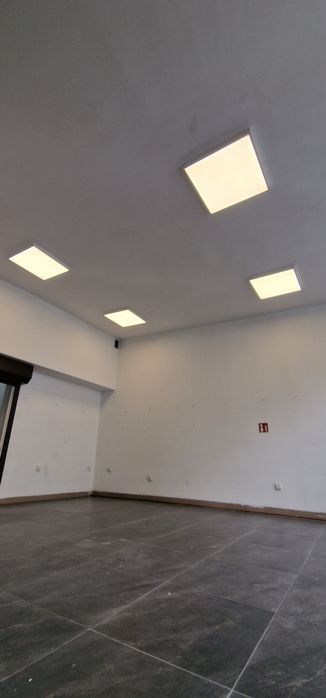 Lokal handlowo-uslugowy w centrum skierniewic