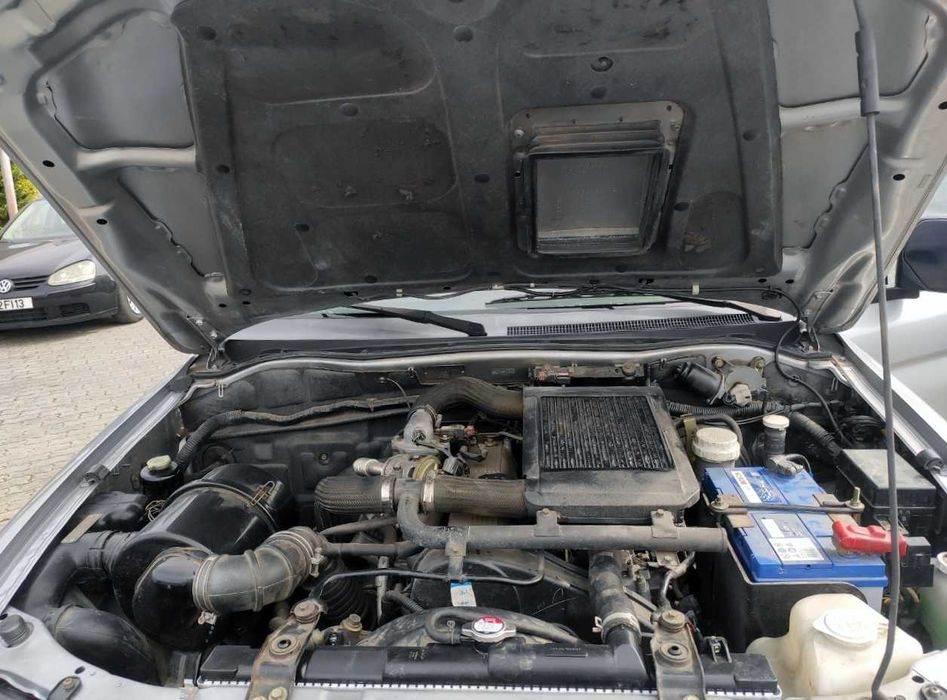 Mitsubishi L200 4x4 cabine Extra 180MIL KM