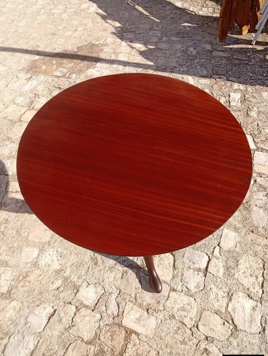 Mesa de apoio basculante