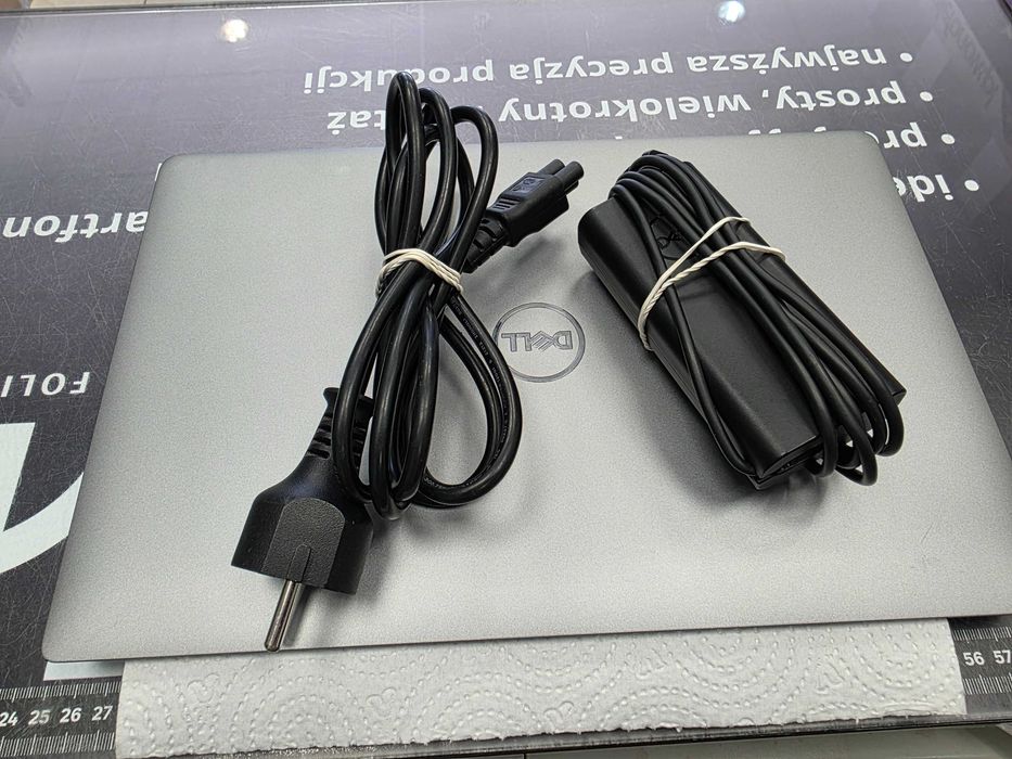 DELL LATITUDE 5420/ i7-1185G7 3.00 GHz/ 16GB DDR4 3200 MHz/ 256GB M2/ Iris Xe/ 14" FHD/ W11 PRO