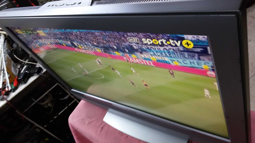 tv lcd sony bravia kdl32u2000