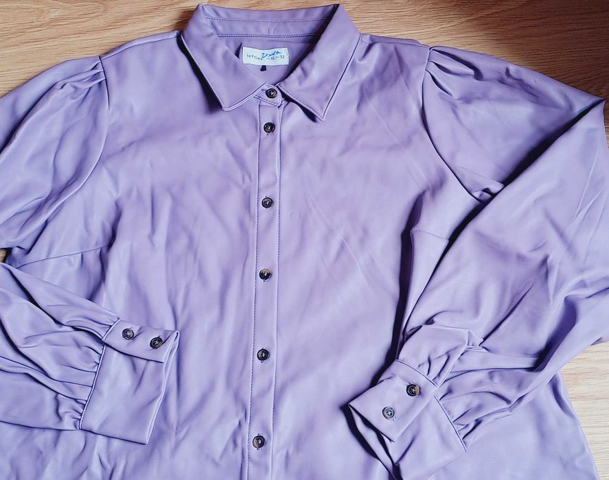 Blusa em Couro da Lefties (Novo): Tam XL
