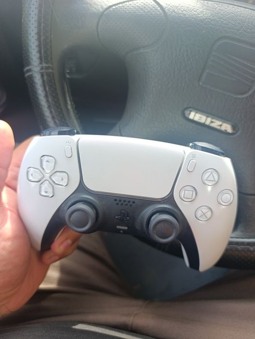 Comando ps5 usado grade C comprado na Cex