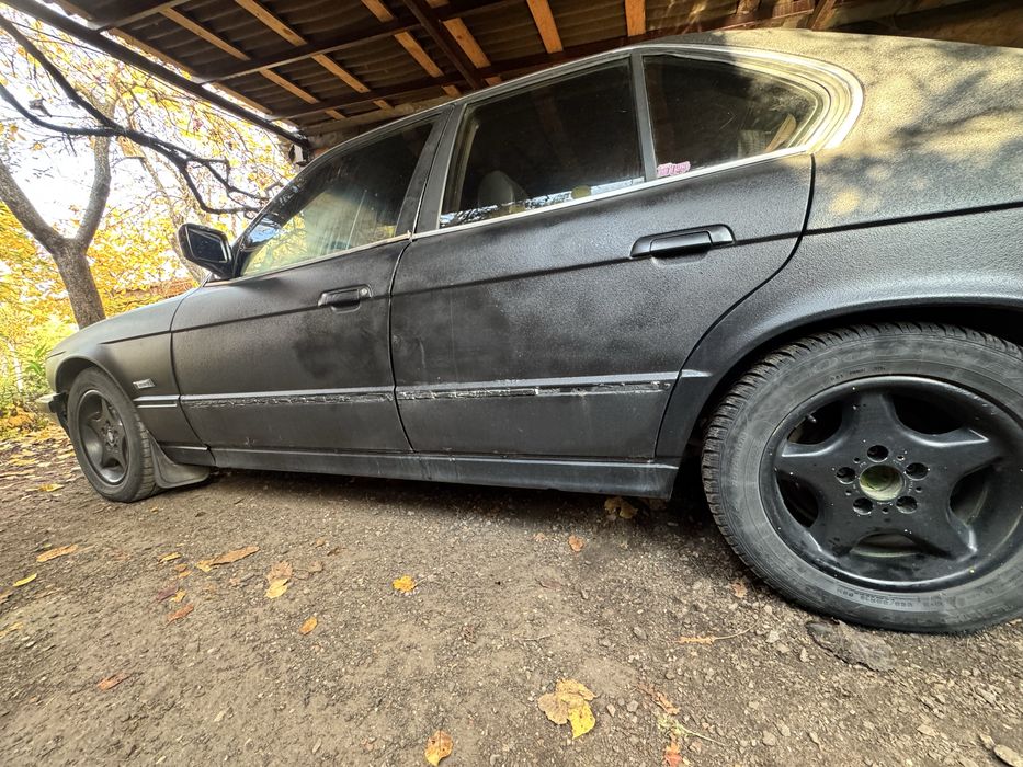 Продам BMW E34 с переоформлением.