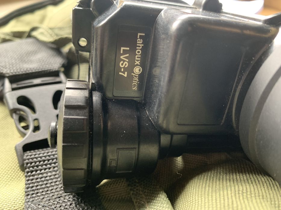 приладів нічного бачення Lahoux LVS-7