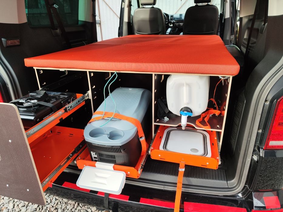 Кемпер бокс.органайзер в авто