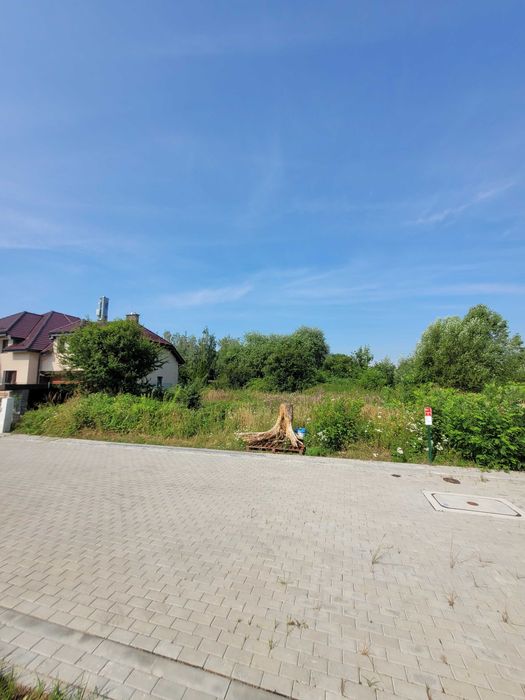 Działka willowa na końcu ulicy