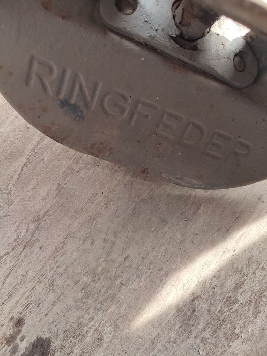 Engate de reboque chico ringfeder