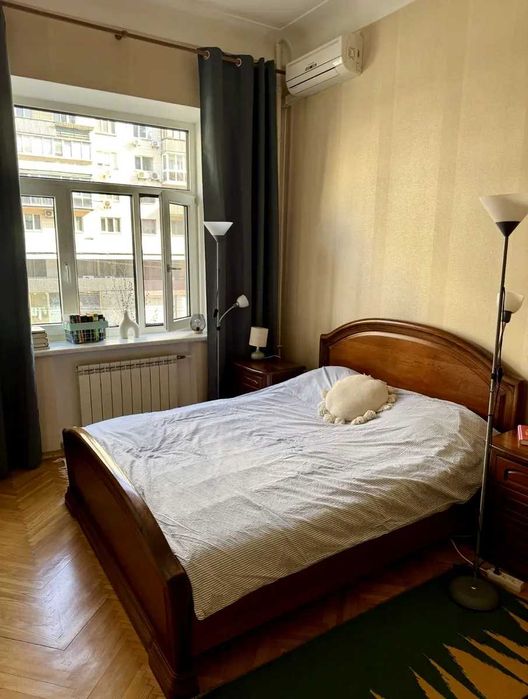 Здається в оренду 2-кімнатна квартира в центрі Києва