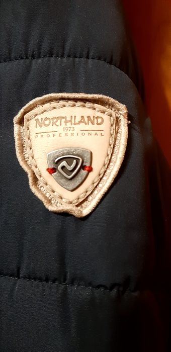 Продам зимню куртку Northland