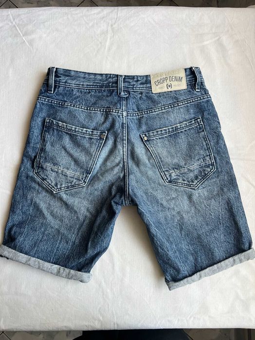 Męskie spodenki jeansowe CROPP krótkie rozmiar W 28