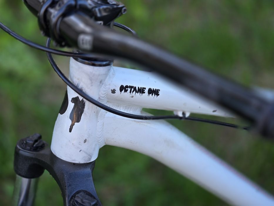 Rower Dirt Octane One Melt white (wysyłka)